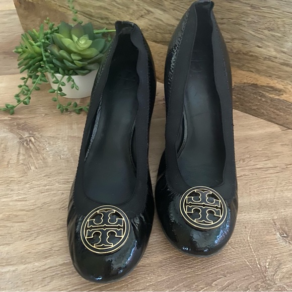 TORY BURCH Black Patent Leather Wedges - Picture 3 of 7